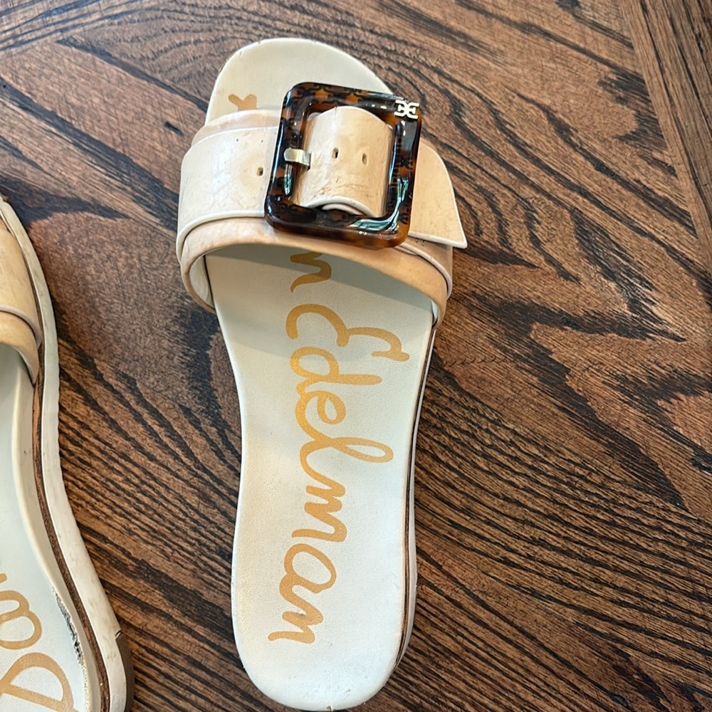 Sam Edelman Tan Cream Slide Sandals with Tortoise Buckle - Picture 4 of 11